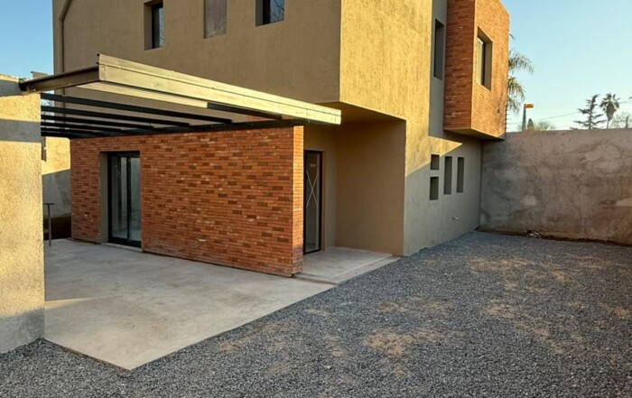 Exterior Duplex 3